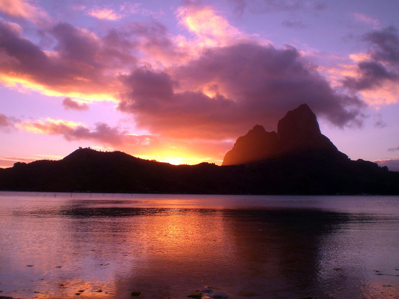 SUNSET IN BORA BORA