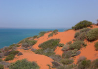 Tipico accostamento cromatico del Western Australia dove la terra rossa contrasta con il blu intenso dell